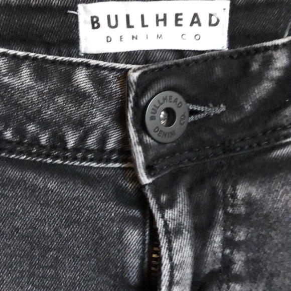 Bullhead shorts (size 3) - Picture 9 of 9